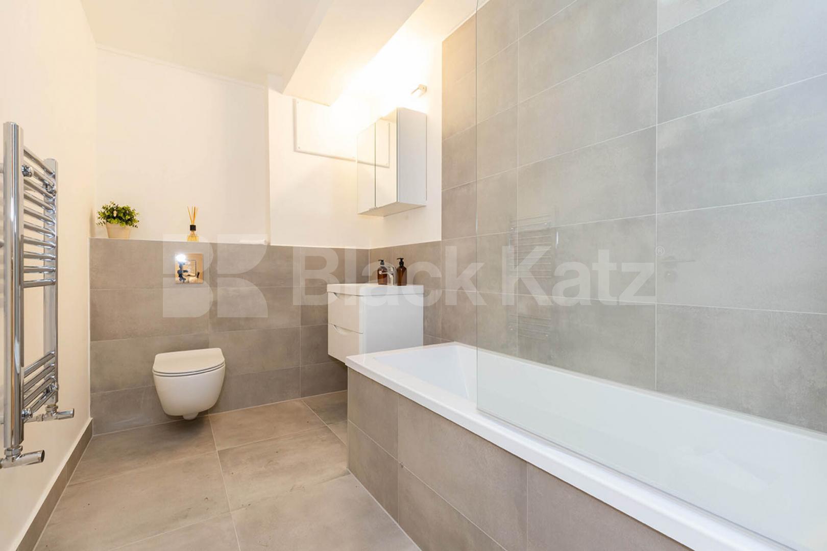  live/work studio apartment with loft style features in a modern private develop Springfield House lofts - Tyssen Street, Dalston